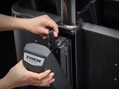 Trek Fetch+ 4 EU OSFM Dnister Black Produktbild 16