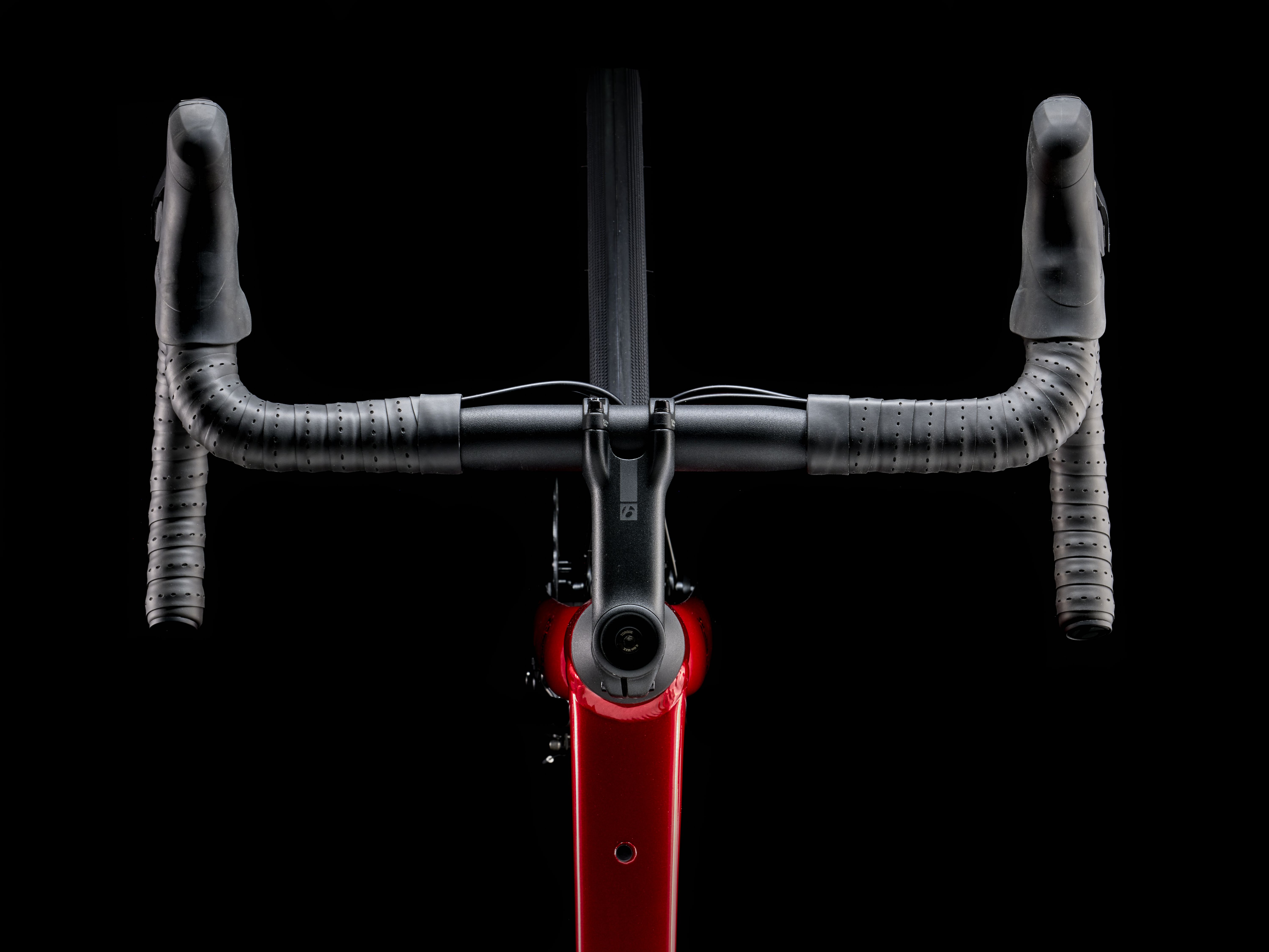 Trek Domane AL 2 52 Crimson to Dark Carmine Fade Produktbild 17