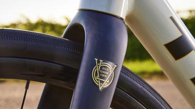 Trek Domane AL 2 54 Crimson to Dark Carmine Fade Produktbild 22