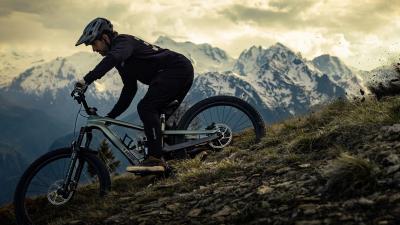 Trek Slash 9.9 XO AXS S 27.5 Carbon Red Smoke Produktbild 14