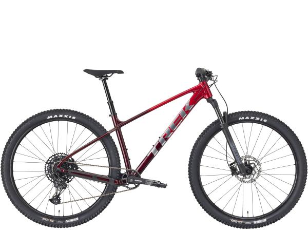 Trek Marlin 7 L 29 Fury Red Fade
